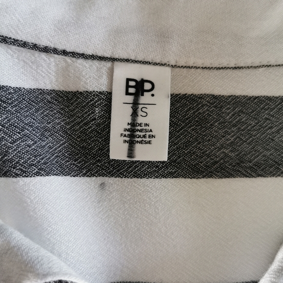 BP Gray Striped Button Down Shirt Size Xs - Picture 2 of 7